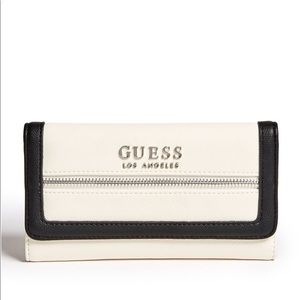 Guess Factory Women’s Kikolai Slim Wallet NWT